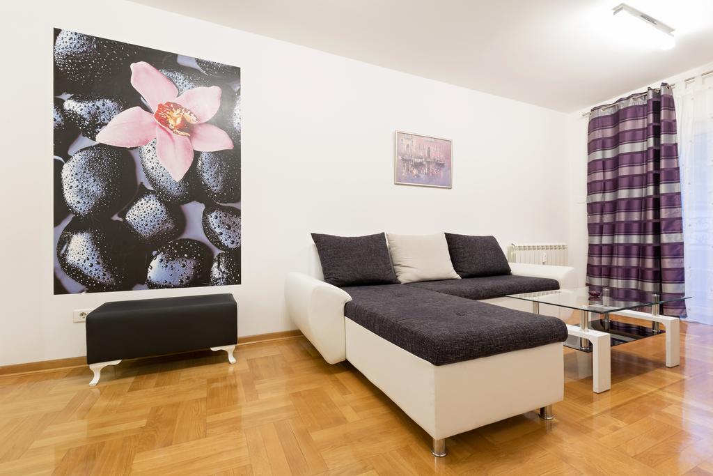 Prima Apartmani Beograd Værelse billede
